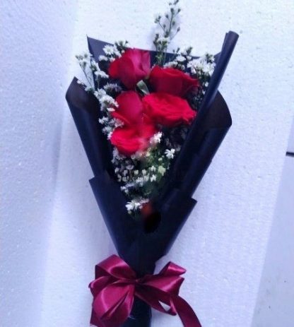 Buket bunga mawar merah di florist terdekat jakarta